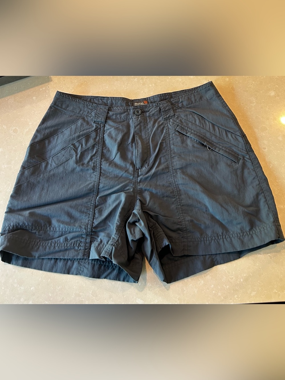 Royal Robbins dark olive shorts 8